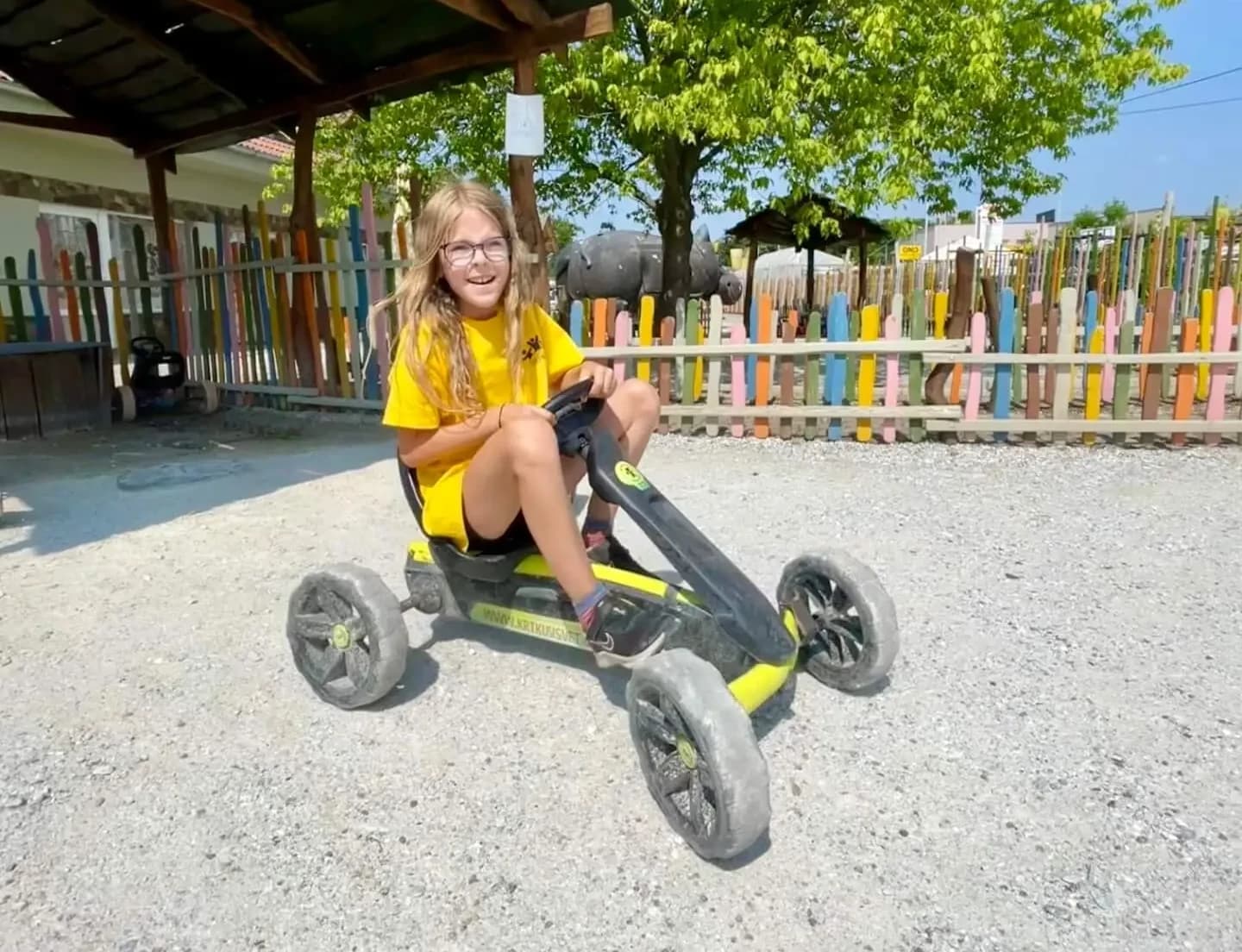 Děti při sportovní aktivitě na táboře Všestraňák